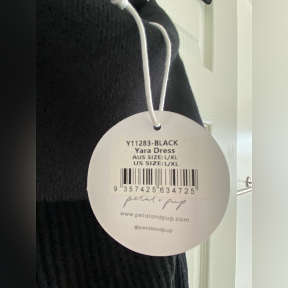 Petal & Pup Yara Off the Shoulder Sweater Dress - Size L/XL - Picture 9 of 10